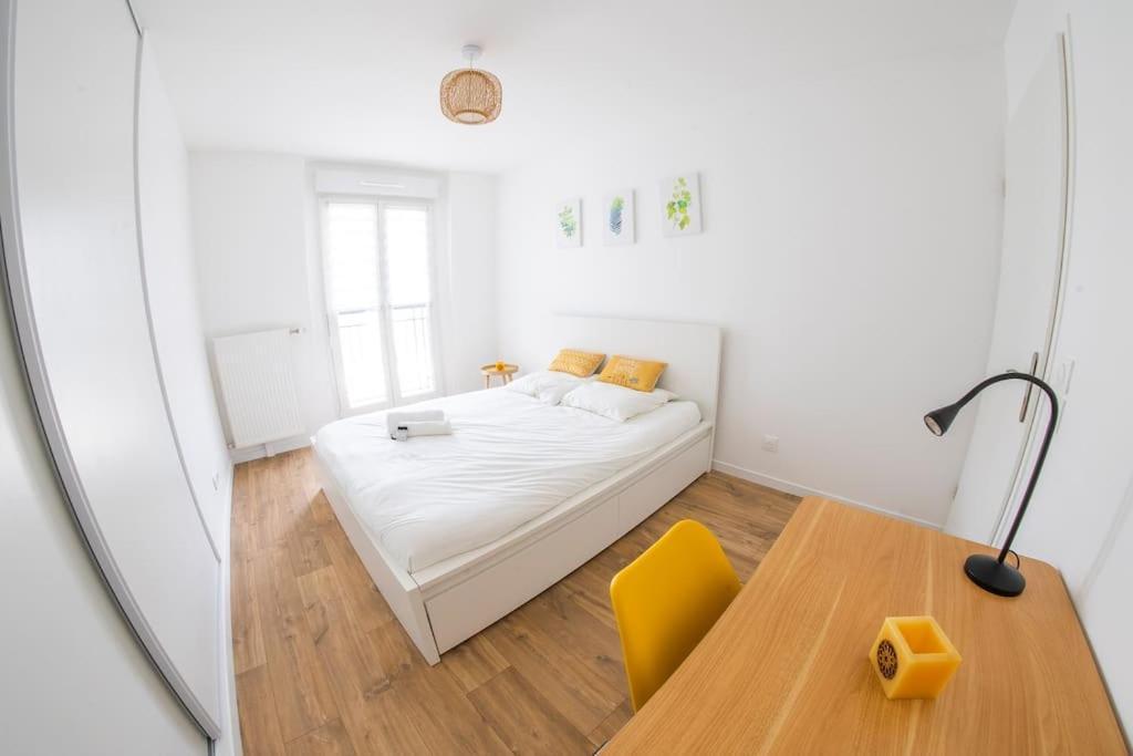 Paris & Disneyland - 2Min From Train Station - Free Private Parking Вилье-сюр-Марн Экстерьер фото